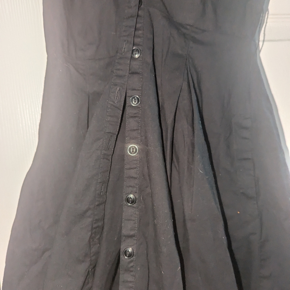 Cotton babydoll mini-midi dress. Cap sleeves. Buttons down the center. XS - Picture 5 of 8